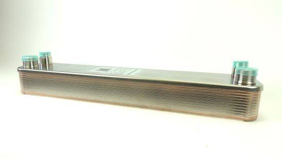 Obrázek k výrobku 5380 - výměník deskový - 1" šroubovací x 22 mm pájecí SR-B3-23/20